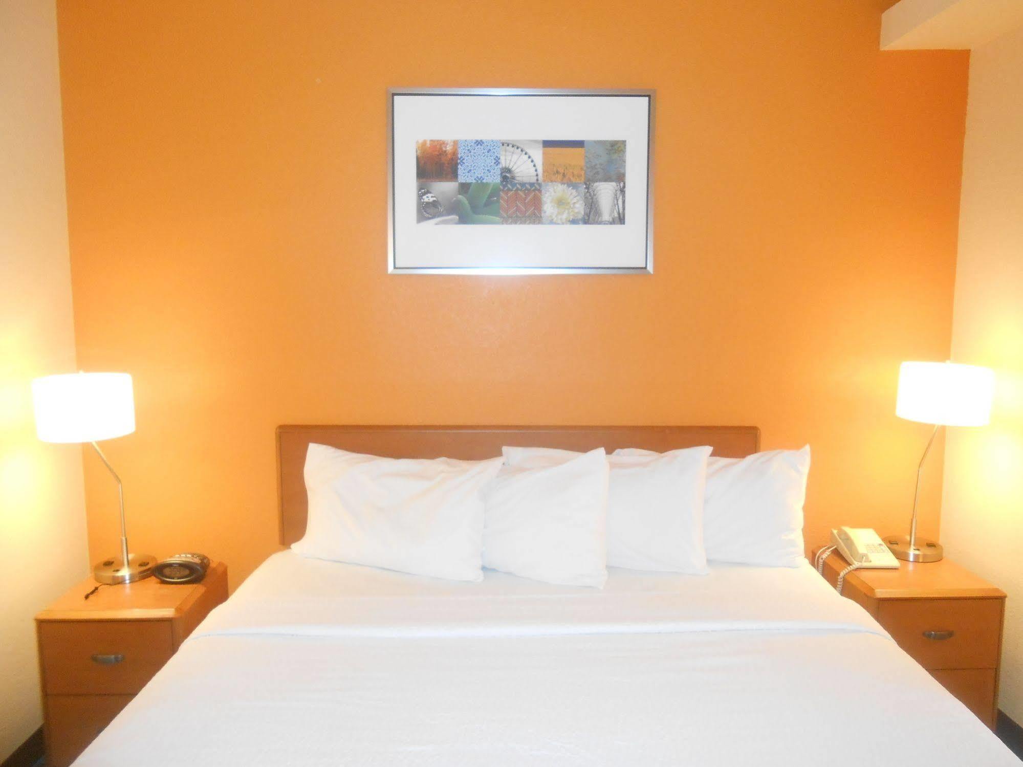 Holiday Inn Express & Suites Phoenix - Mesa West By Ihg Dış mekan fotoğraf